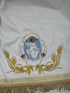 Acoperamant ptr Sfanta Cruce Maica cu Pruncul si Icoana Invierii Domnului