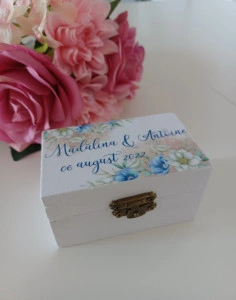 Cutiuta verighete personalizata – Flori bleu