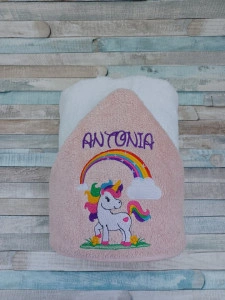 Prosop bebe cu gluga Unicorn curcubeu 70x140cm