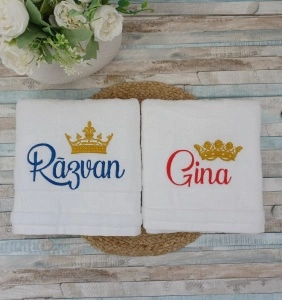 Set 2 prosoape personalizate cu nume și coroana - 50x100 cm