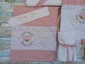 Trusou botez roz pudra cu volane ursulet fetita