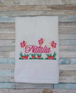 Prosop gradinita/cresa personalizat prin broderie Fluturasi