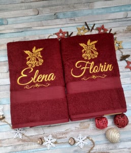 Set 2 prosoape 70x140 cm tematica Craciun personalizat nume