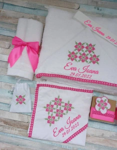 Trusou botez traditional personalizat  ,8 piese