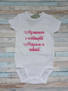 Body bebe Prima baita personalizat prin broderie - Nasica m-a imbaiat.