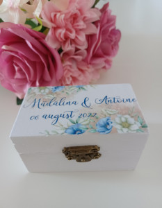 Cutiuta verighete personalizata – Flori bleu