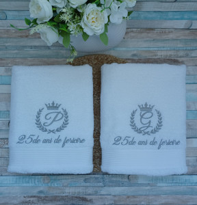 Set 2 prosoape 25 ani de casnicie 70x140 cm
