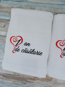 Set 2 prosoape personalizate 1 an de casatorie - Img 3