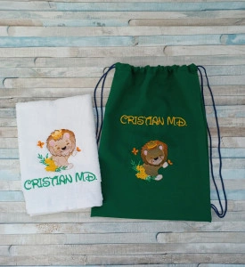 Set saculet si prosop personalizate prin broderie Lion King, pentru gradinita/cresa, 45×35 cm