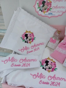 Trusou botez Minnie roz