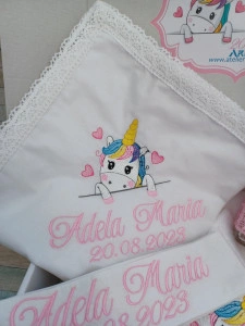 Trusou botez fetita Unicorn cu inimioare ,8 piese