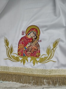 Acoperamant ptr Sfanta Cruce  Maica cu Pruncul si Icoana Invierii Domnului