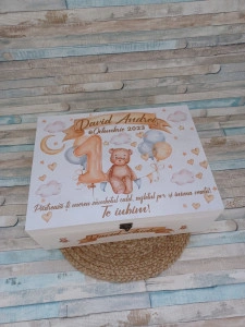 Cufar lemn personalizat Ursulet baloane 