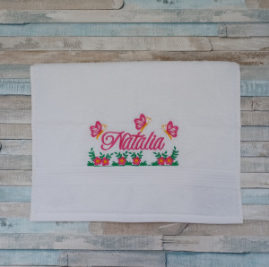 Prosop gradinita/cresa personalizat prin broderie Fluturasi