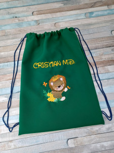 Set saculet si prosop personalizate prin broderie Lion King, pentru gradinita/cresa, 45×35 cm