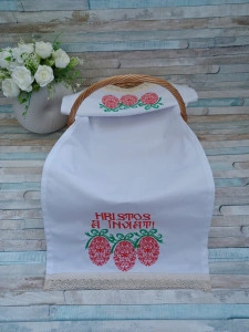 Stergar brodat pentru coșul de Paște- Hristos a Inviat
