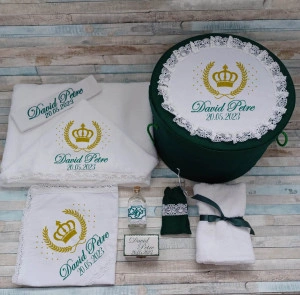 Trusou botez baiat Coroana Verde smarald ,9 piese