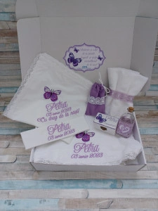 Trusou botez fetita Fluturas mov ,8 piese