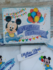 Trusou botez Mickey Mouse Baby /Albastru ,9 piese