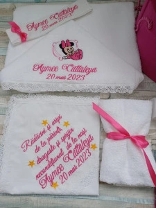 Trusou botez Minnie Mouse roz 