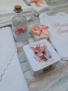 Trusou botez personalizat Girafa, 9 piese
