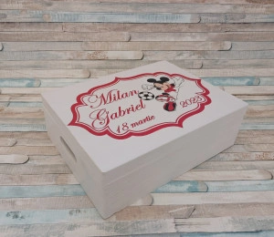 Cufar personalizat / cutie trusou din lemn pentru trusou Mickey Fotbal