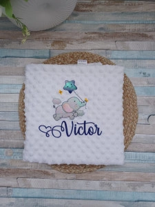 Paturica bebe personalizata Elefantel ,dimensiune 90x100cm Bleumarin