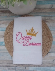 Prosop personalizat Queen-nume