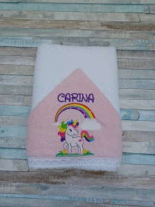Prosop bebe cu gluga Unicorn