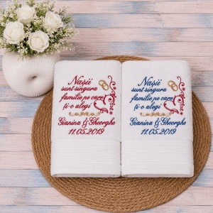 Set prosoape Cadou Nasi Cununie Nasii sunt singura familie 70x140cm