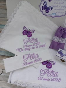 Trusou botez fetita Fluturas mov ,8 piese