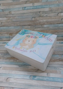 Cufar personalizat din lemn pentru trusou Ursuleț fetita