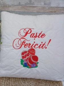 Cadou paste .Cadou Paște fericit. Cadou pernita brodata