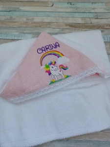 Prosop bebe cu gluga Unicorn