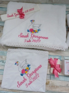 Trusou botez fetita Lebada ,8 piese