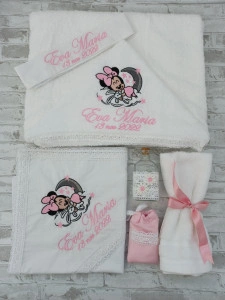 Trusou botez fetita tematica Minnie Sleep ,7 piese