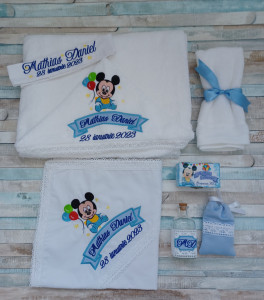 Trusou botez Mickey Mouse Baby Bleu /Albastru ,8 piese