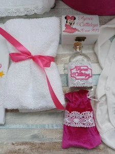 Trusou botez Minnie Mouse roz 