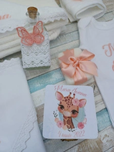 Trusou botez personalizat Girafa, 9 piese