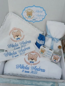 Trusou botez personalizat Ursulet Bleu 8/9piese