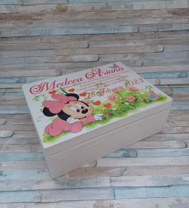 Cufar lemn personalizat Minnie Mouse - pentru trusou botez