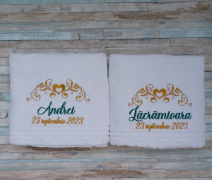 Set 2 prosoape personalizate Nume Monograma Inima