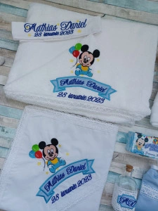 Trusou botez Mickey Mouse Baby Bleu /Albastru ,8 piese