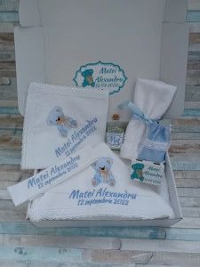 Trusou botez Ursulet Bleu Teddy Bear ,8 piese