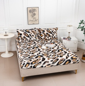 Husa de Pat Cocolino model Animal Print HUC04