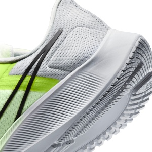 Incaltaminte Alergare Nike Air Zoom Pegasus 38 Barely Volt/Volt/Photon Dust/Black - Img 8