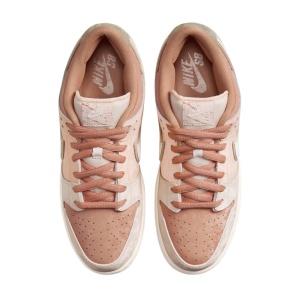 Incaltaminte Nike SB Dunk Low Pro Prm Amber Brown/Crimson Tint/Hemp/Guava Ice - Img 4
