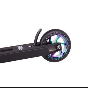 Trotineta Striker Essential M Black/Rainbow - Img 6