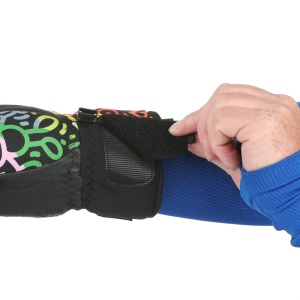 Manusi Level Vertigo Teen Mitt Pattern - Img 5