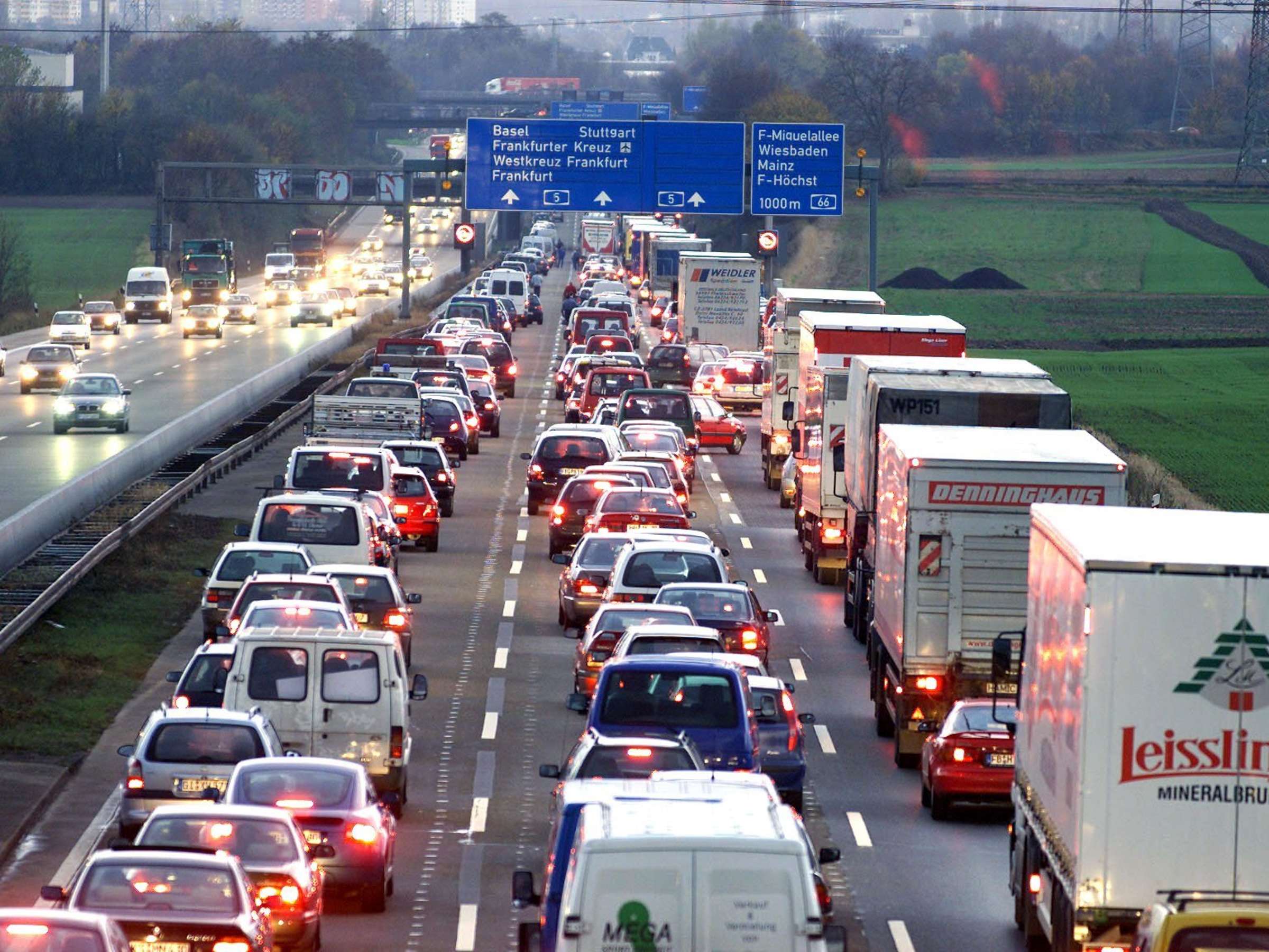 Lista țărilor cu cei mai mulți kilometri de drumuri și autostrăzi (actualizat 2024)
